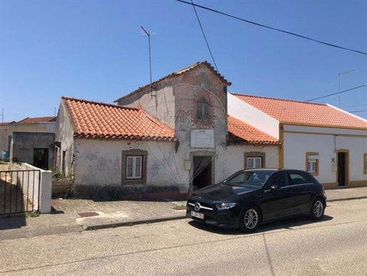 House T2 for sale in Atouguia da Baleia, Peniche