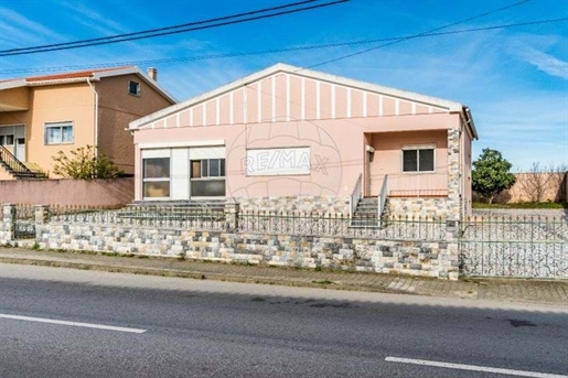 House T3 for sale in Miragaia e Marteleira, Lourinhã