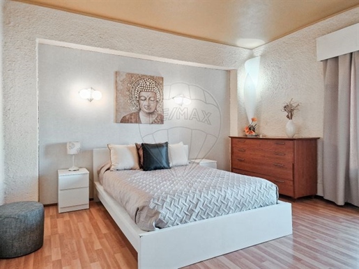 Condo/Apartment T1 for sale in Quarteira, Loulé