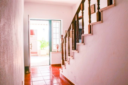 House T4 for sale in Lamas e Cercal, Cadaval