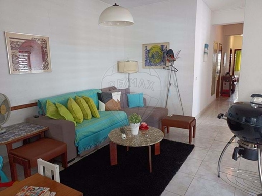 Condo/Apartment T2 for sale in Quarteira, Loulé