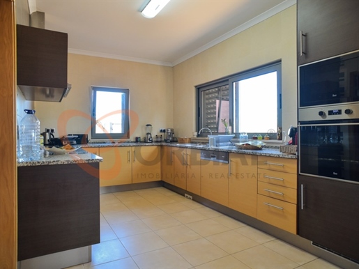 Fantástica Villa en venta con 3 dormitorios en Guia, Albufeira, Algarve
