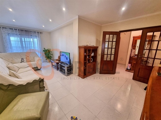 2 bedroom flat in Olhão