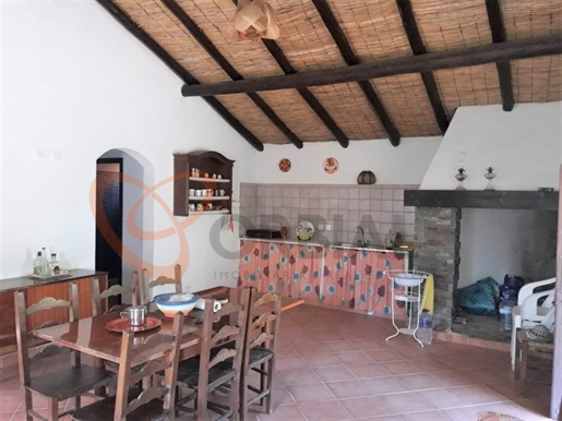 Villa de 2 dormitorios en venta en São Marcos da Serra, Silves, Algarve, Portugal