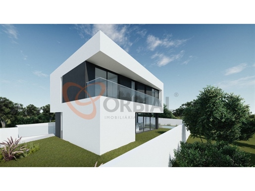 4 bedroom villa in the beginning of construction for sale in Guia, Albufeira