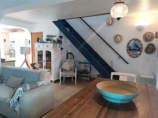 Villa de 2 dormitorios en venta en Estômbar, Lagoa, Algarve