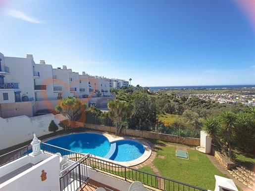 Studio +1 bedroom flat for sale furnished, equipped and decorated with sea view in Albufeira