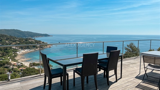 Villa 200m2 sea view, in Escalet, Ramatuelle
