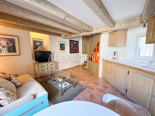 Verkoop 2 kamer duplex - Saint-Tropez - Dorp