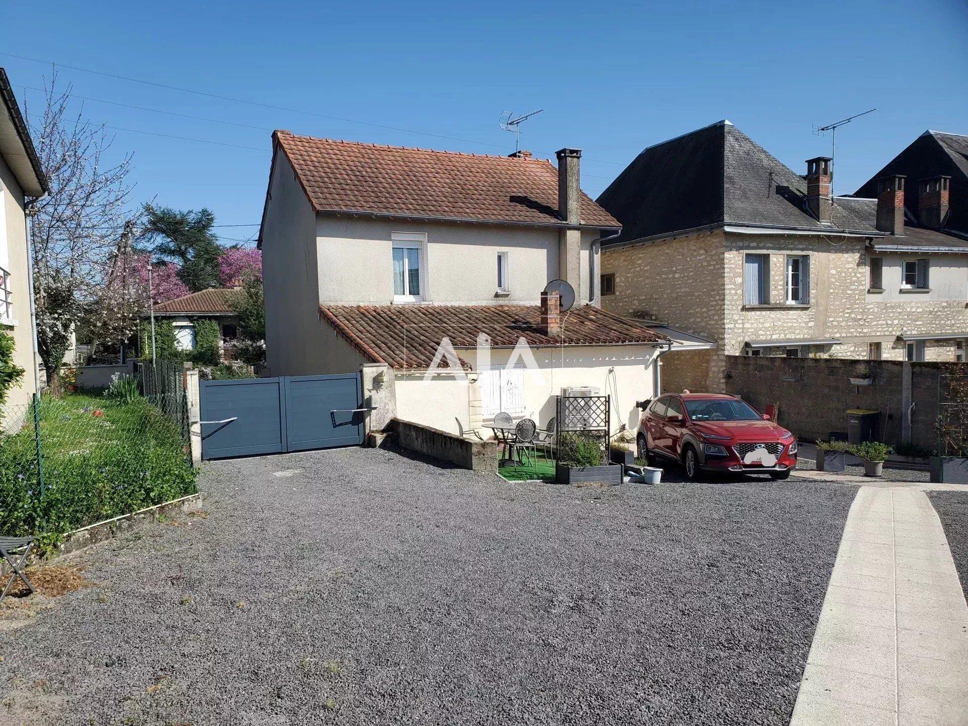 Maison de ville à Civray