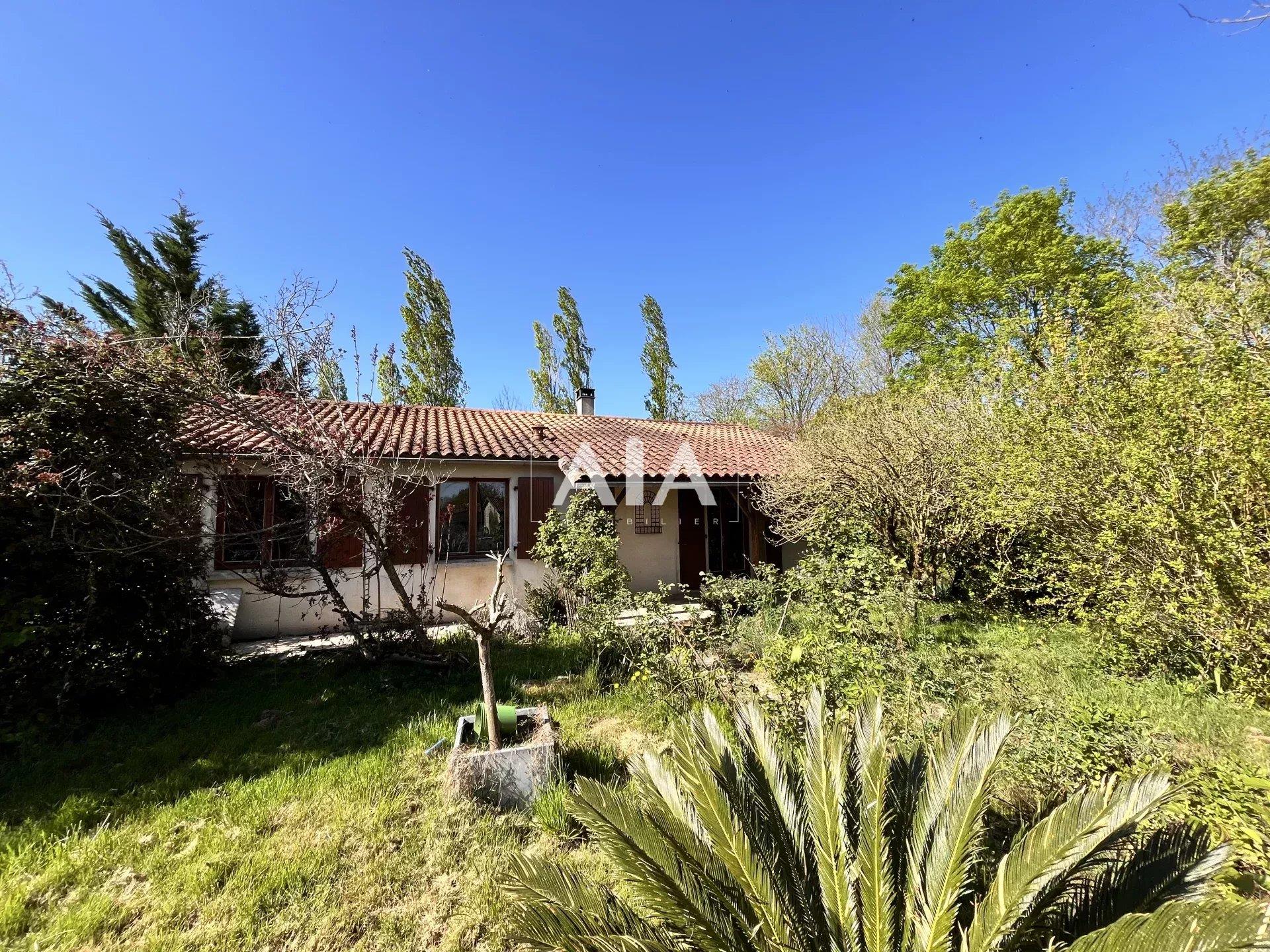 Maison de plain-pied avec sous-sol et plus d’un hectare à la campagne - 128 400€ Hai
