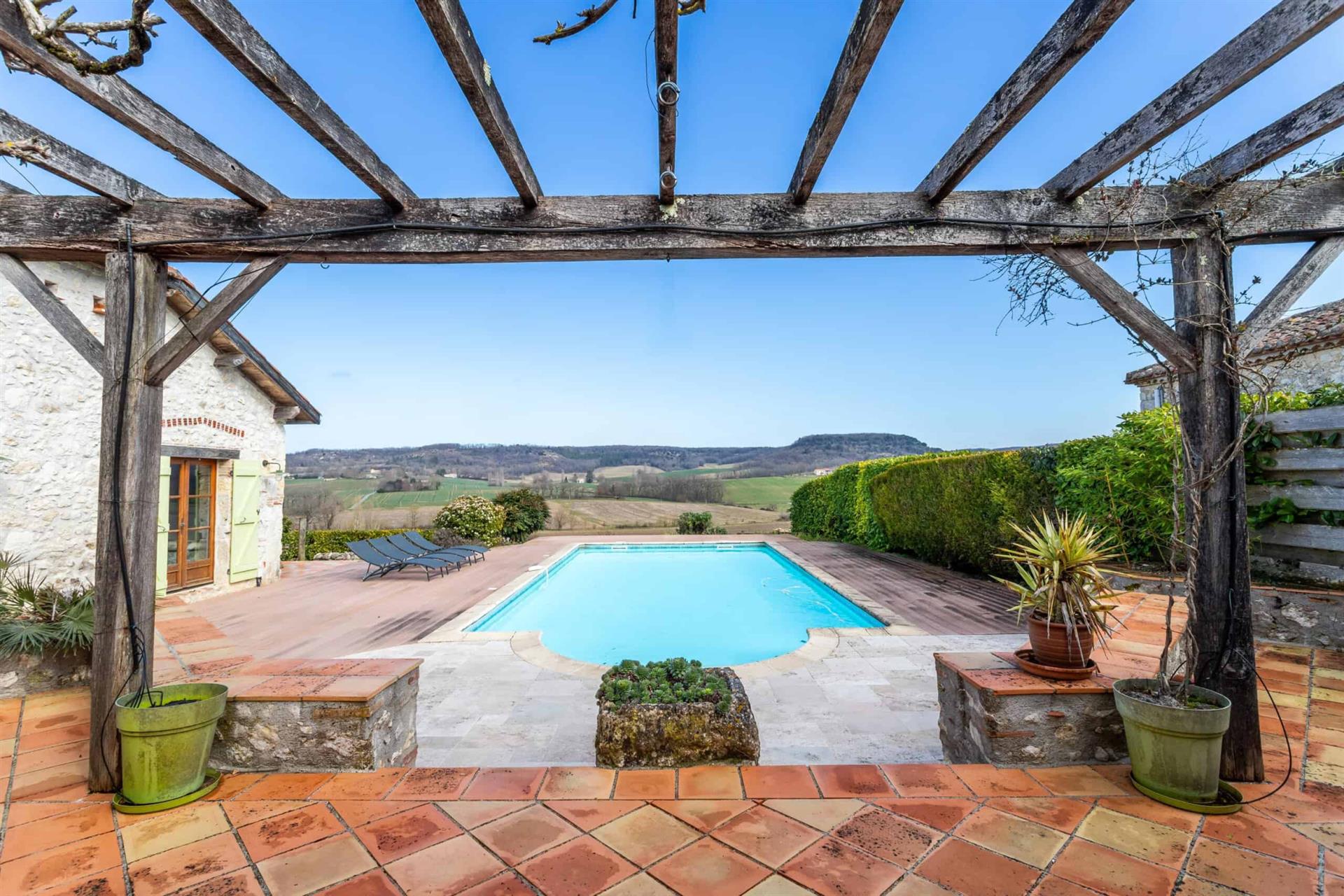Country house with pool