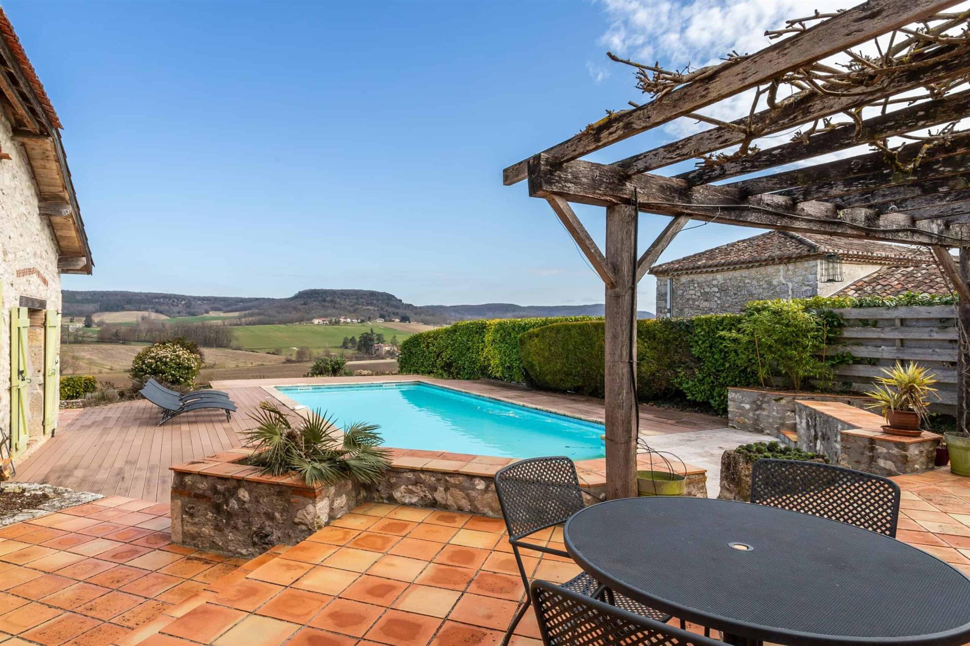 Country house with pool