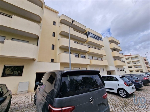 Apartment with 3 Rooms in Setúbal with 133,00 m²