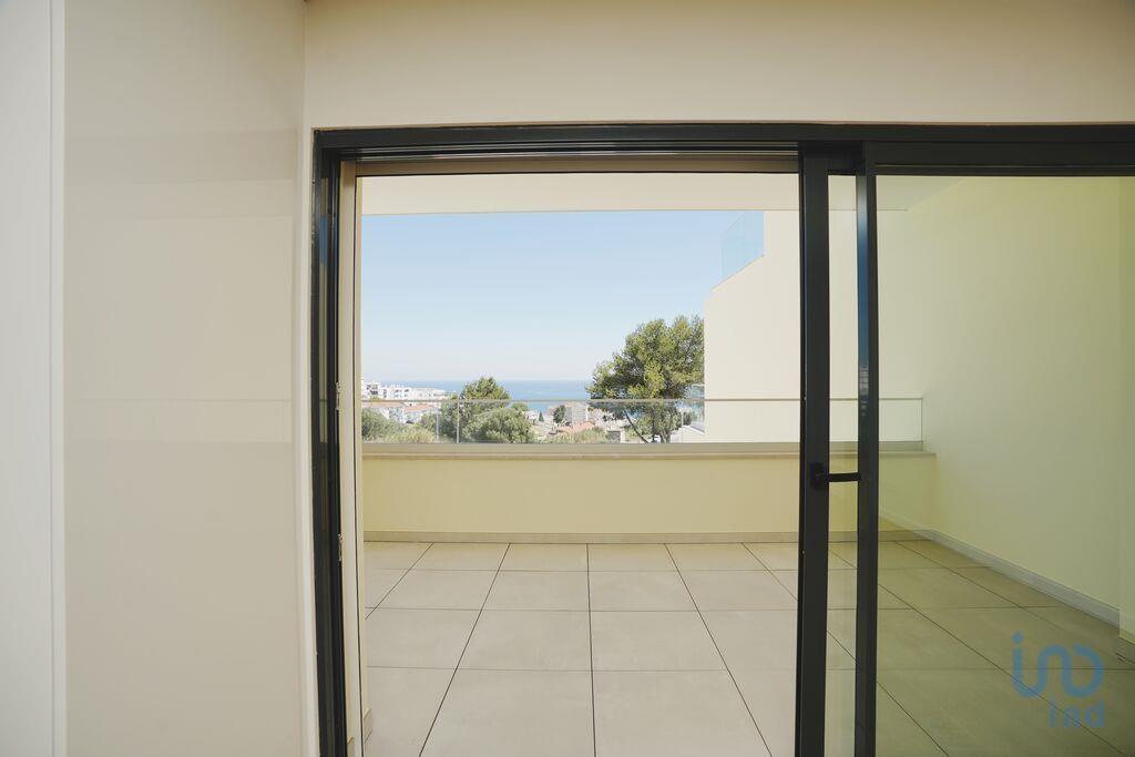 Apartment with 1 Rooms in Sesimbra (Santiago) with 105,00 m²