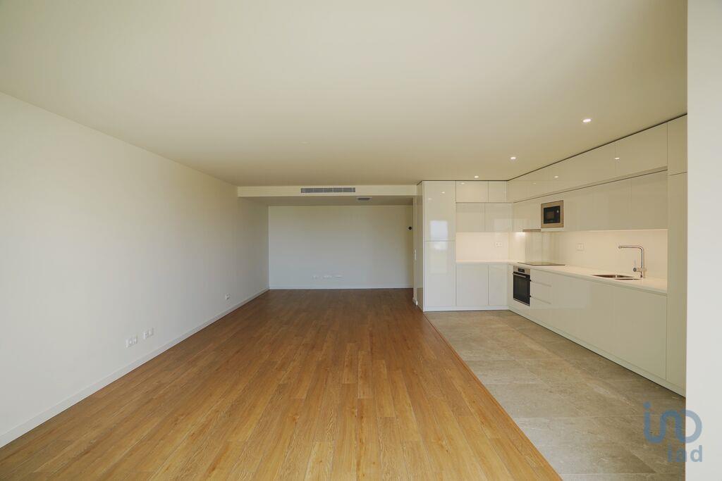 Apartment with 1 Rooms in Sesimbra (Santiago) with 105,00 m²