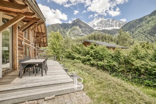 Barnes Chamonix – Les Bois – 5 Bedroom Contemporary Chalet – Amazing Views