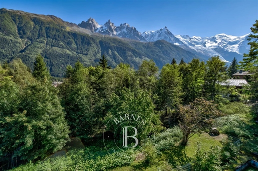 Barnes Chamonix - Les Nants - Exceptional Property - Plot Of 4000m² - Breathtaking View Of Mont Blan