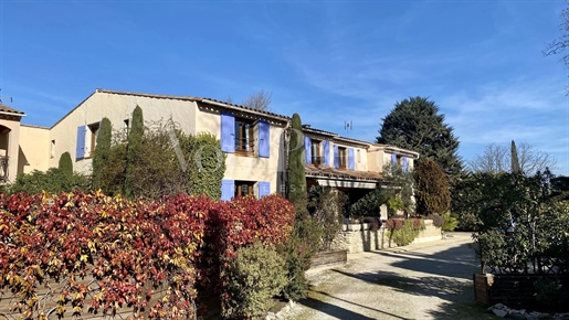 Provençal country house near St Remy de Provence