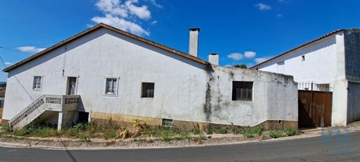 Casa del pueblo en el Santarém, Rio Maior