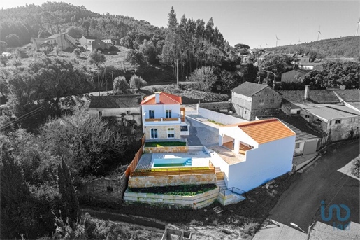 Village house with 3 Rooms in Santarém with 238,00 m²