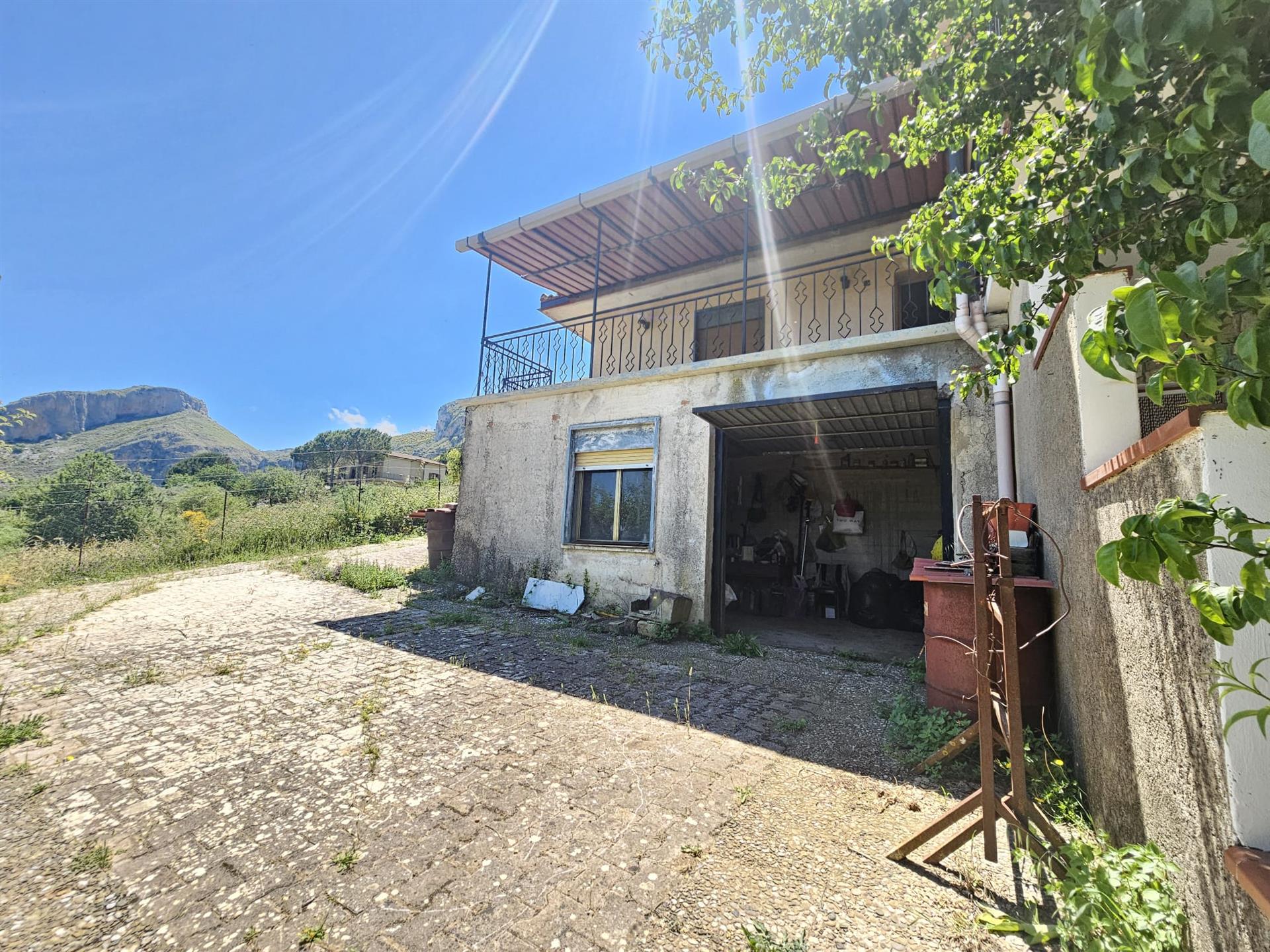 Villa for sale in Collesano