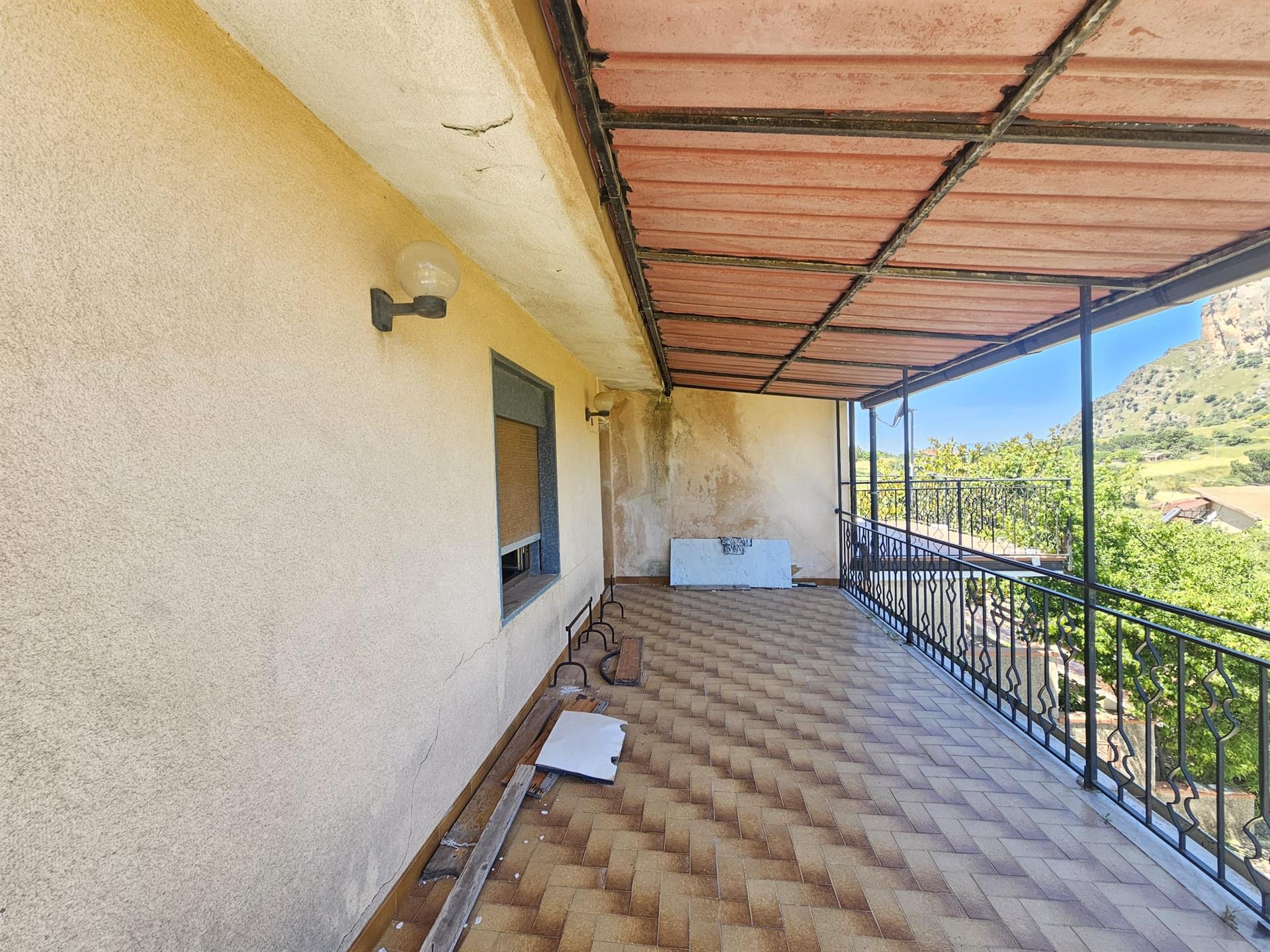 Villa for sale in Collesano
