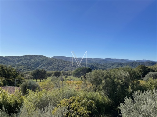 Property Of 210 M2 + 3 Apartments Of 45 M2 Beautiful Open Views Of Vines And Countryside