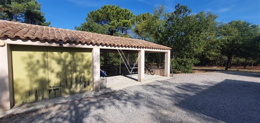 Property On 3 Hectares Composed Of 2 Single Storey Houses With Swimming Pool And Garages