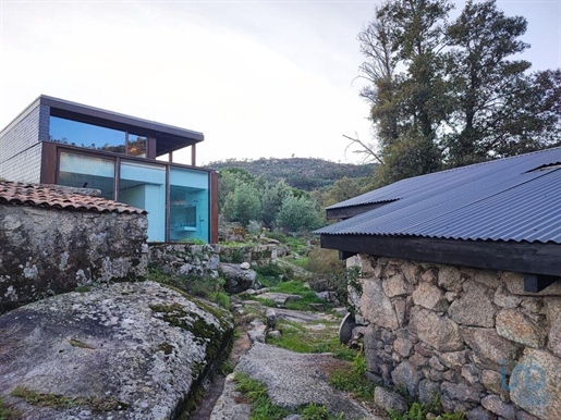 Home / Villa met 3 Kamers in Castelo Branco met 260,00 m²
