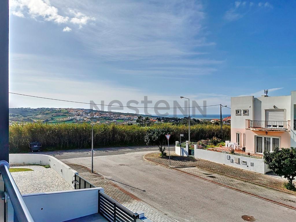 4 bedroom villa with swimming pool in Lourinhã