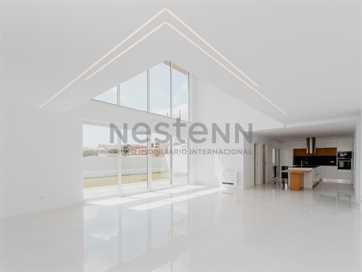 Advert pic 0