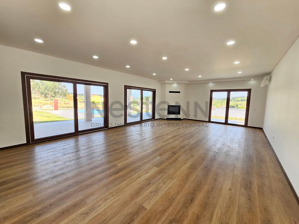 4 bedroom villa in the Bombarral area