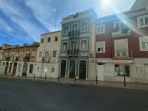2 bedroom apartment in Lisbon