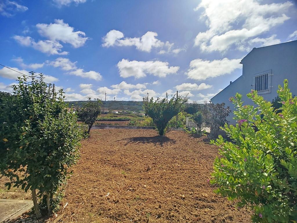 House 3 Bedrooms ground floor in Peniche