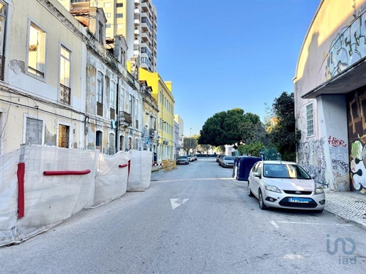 Apartment with 1 Rooms in Setúbal with 44,00 m²