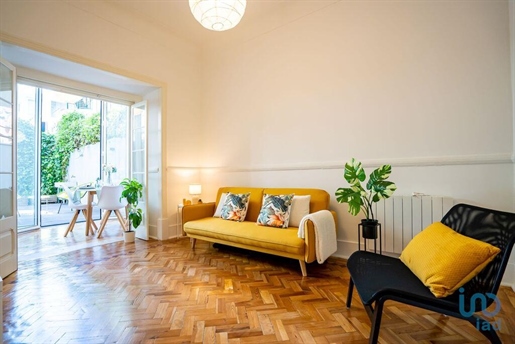 Apartment with 2 Rooms in Lisboa with 96,00 m²