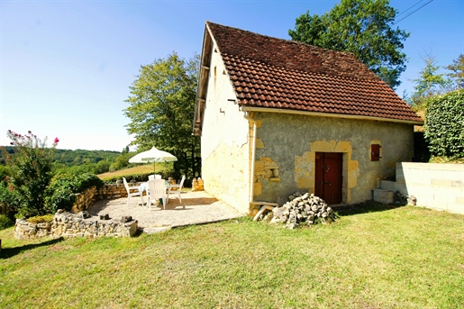 Old restored barn, garage, on 2400 m2 of land with breathtaking views