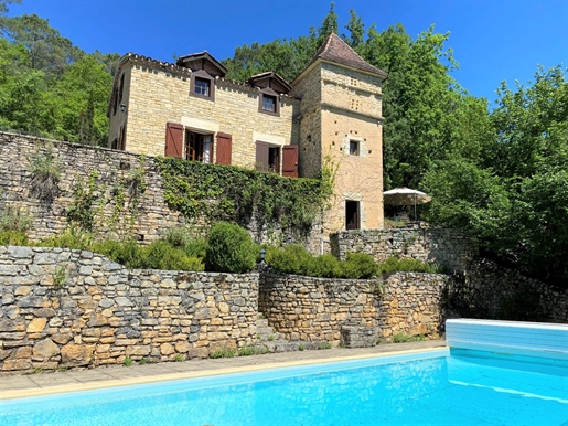 Preciosa casa de piedra con palomar y piscina