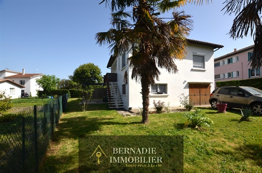 Charming 4 Room House Completely Renovated near the City Center of Aire-sur-l'Adour