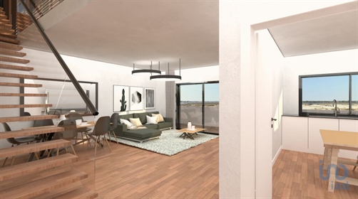 Apartamento T4 em Faro de 131,00 m²