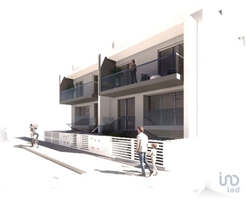 Casa / Villa T4 em Faro de 189,00 m²