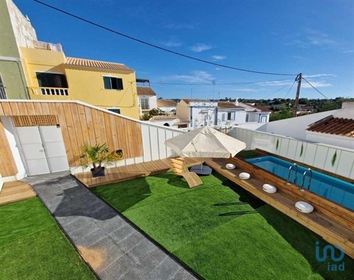 Home / Villa with 2 Rooms in Faro with 65,00 m²