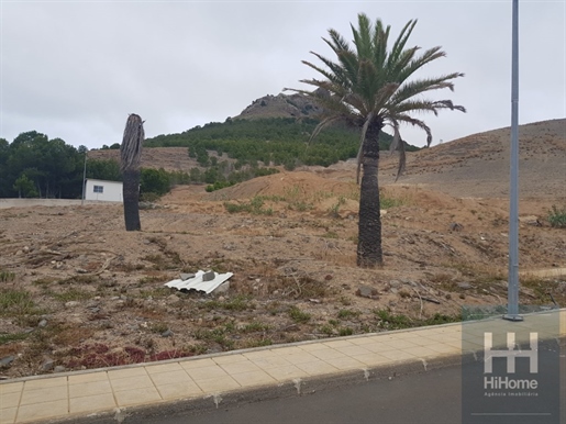 Grundstück in Urbanized Enterprise auf der Insel Porto Santo