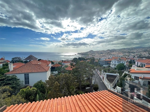 Traditionelles Haus T3 in Funchal