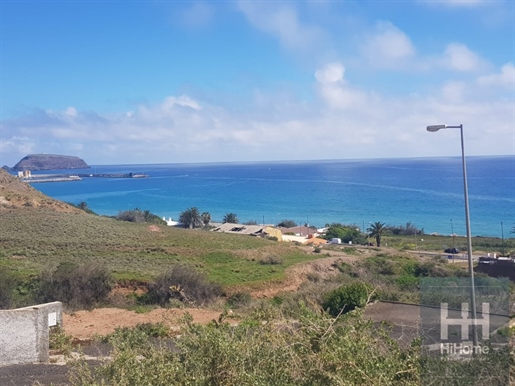 Land with 752 m2 in the Island of Porto Santo