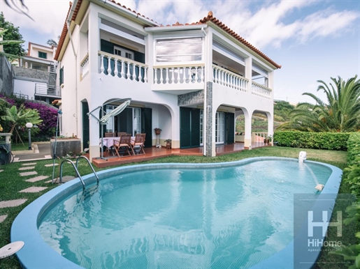 Villa de 4 chambres avec vue sur la mer et piscine à Jardim Botânico, Funchal