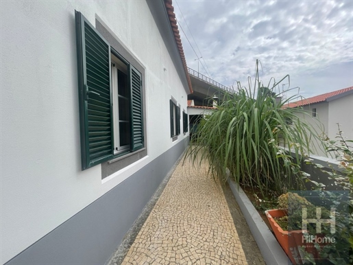 4 bedroom villa in Boa Nova with excellent accessibility