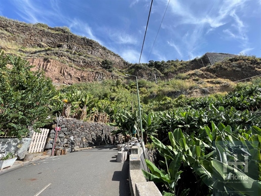 Terreno con 2.295m2 en Calheta, Madeira