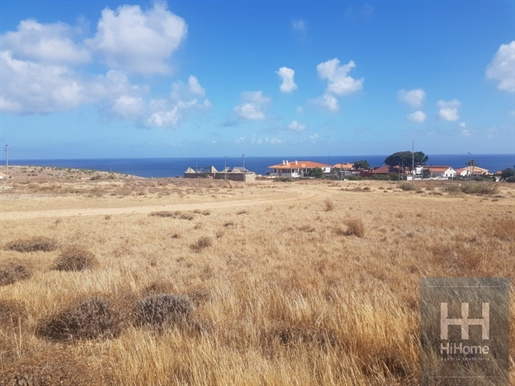 Grundstück mit 2560 m2 auf der Insel Porto Santo
